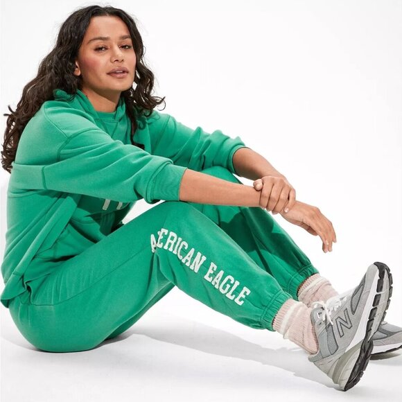 aerie Pants - 🆑AE Fleece Heritage Boyfriend Jogger Green Size Small